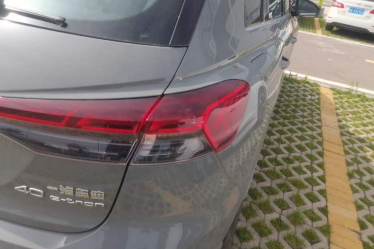 Used Audi Q4 e-tron 2024 40 e-tron Boundary Edition Right Rear Taillight