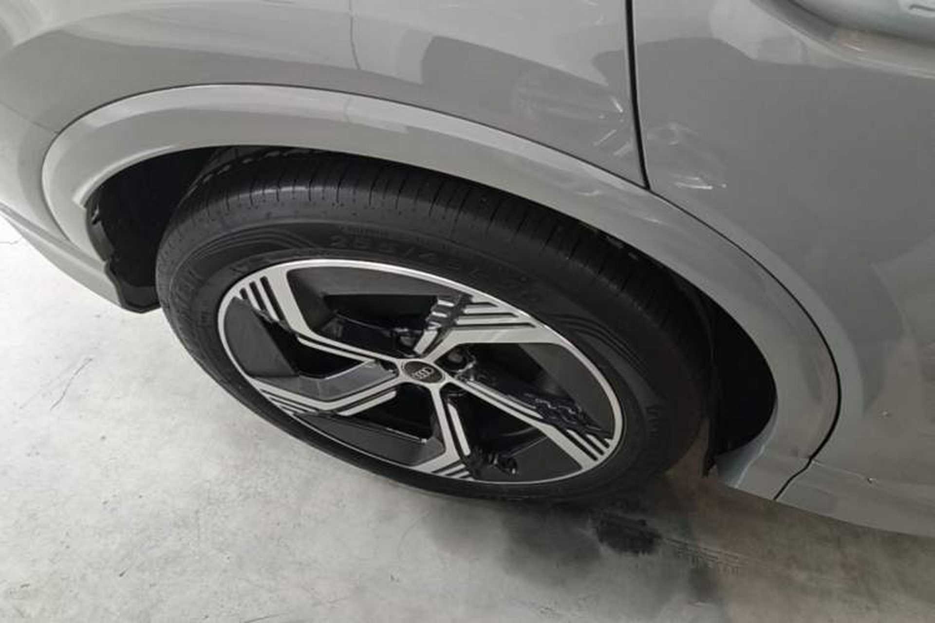 Used Audi Q4 e-tron 2024 40 e-tron Boundary Edition Right Rear Wheel Hub