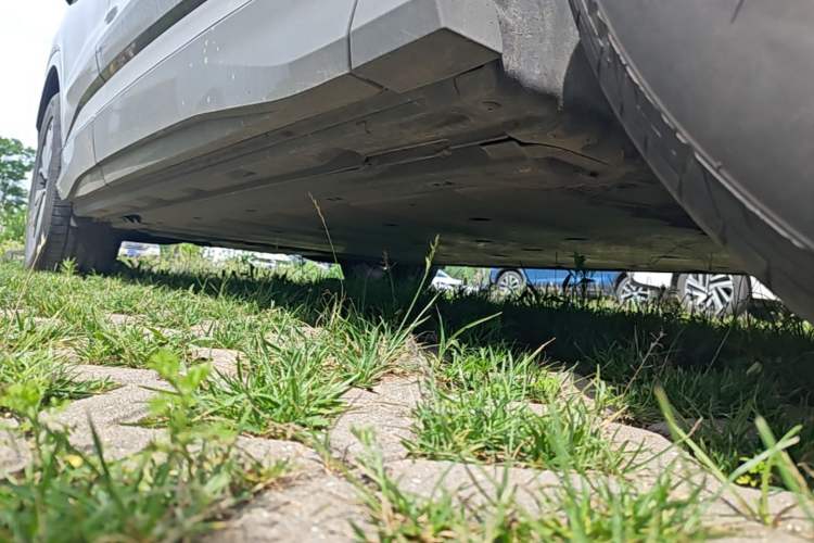 Used Audi Q4 e-tron 2024 40 e-tron Adventure Edition Right Side Sill