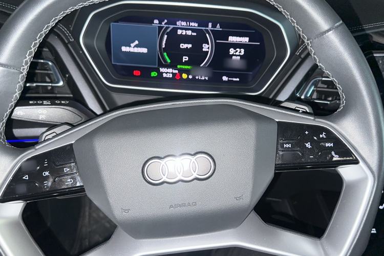 Used Audi Q4 e-tron 2024 50 e-tron quattro Creation Edition Midnight Steering Wheel