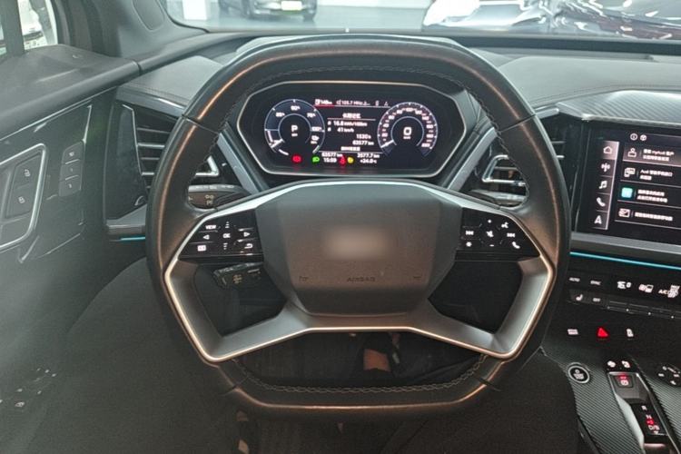 Used Audi Q4 e-tron 2024 40 e-tron Boundary Edition Steering Wheel