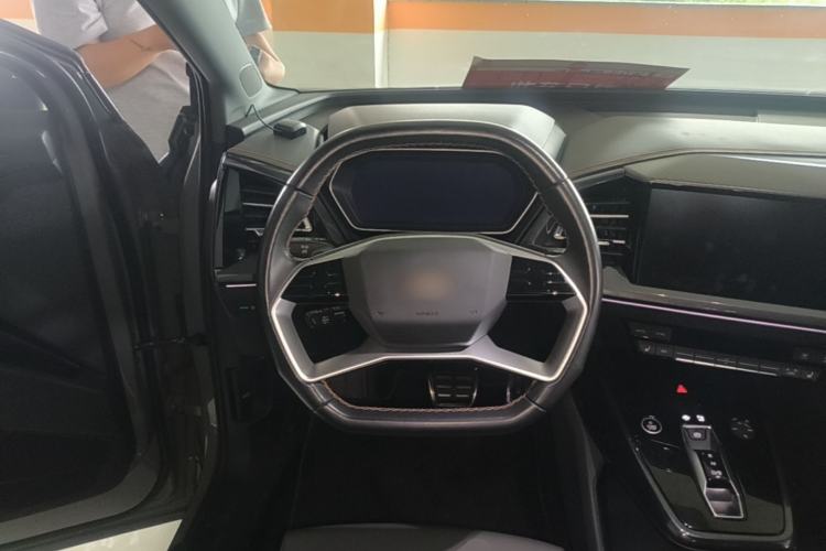 Used Audi Q4 e-tron 2024 40 e-tron Boundary Edition Steering Wheel