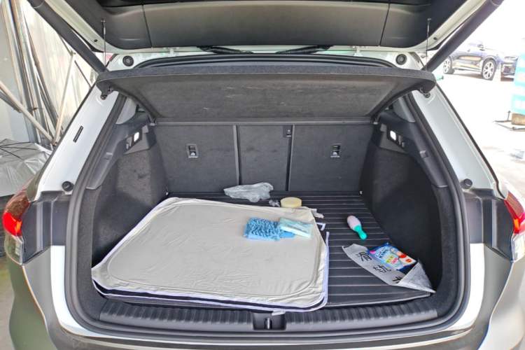 Used Audi Q4 e-tron 2024 40 e-tron Boundary Edition Trunk