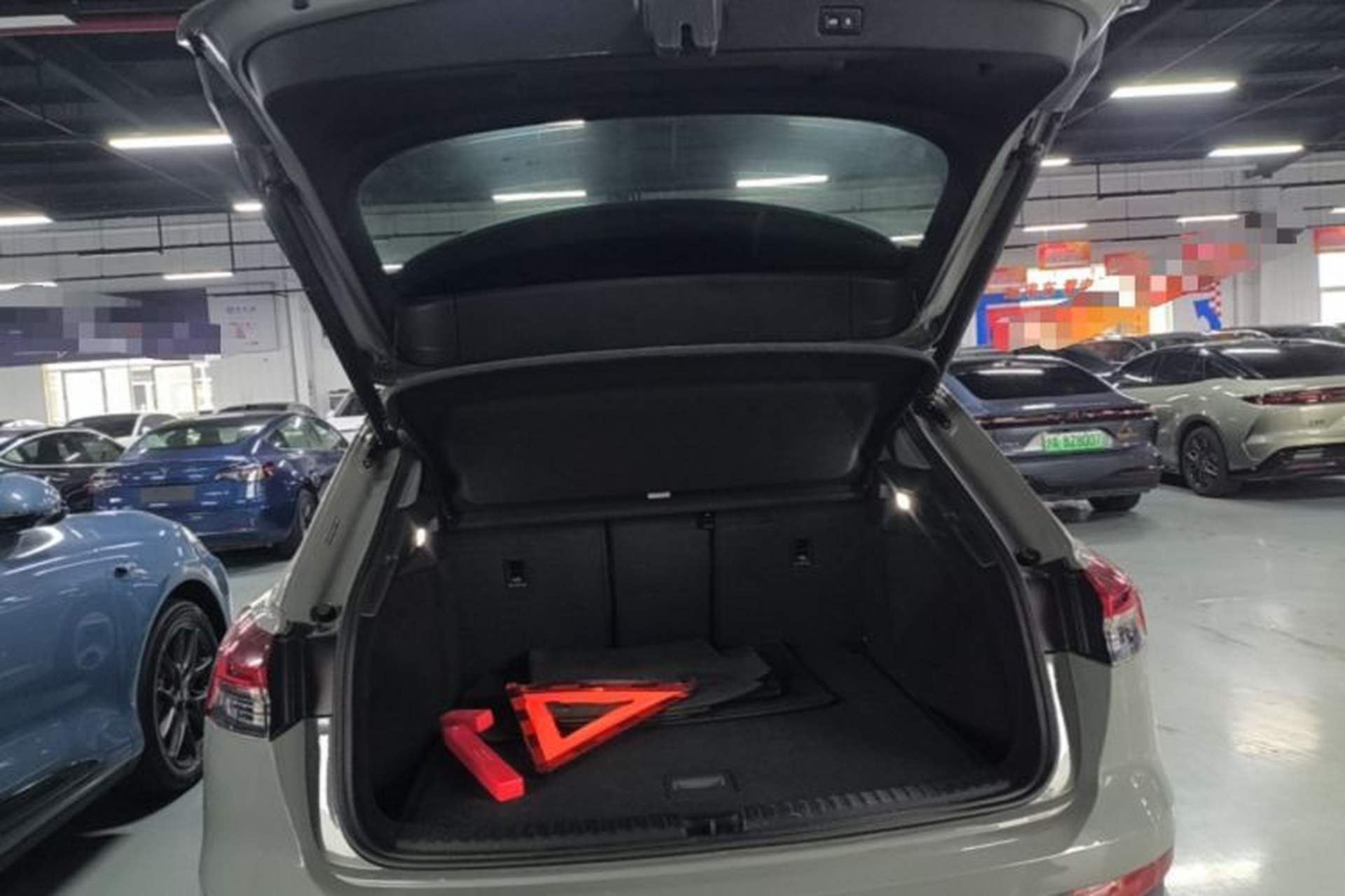 Used Audi Q4 e-tron 2024 40 e-tron Boundary Edition Trunk