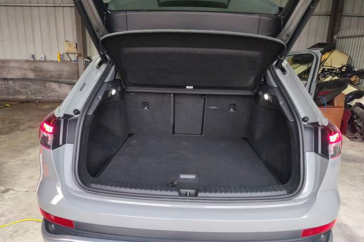 Used Audi Q4 e-tron 2024 40 e-tron Adventure Edition Trunk