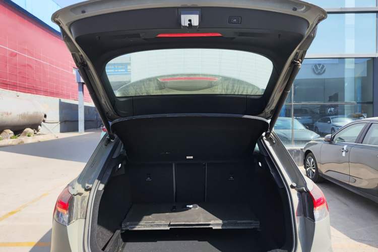 Used Audi Q4 e-tron 2024 40 e-tron Adventure Edition Trunk