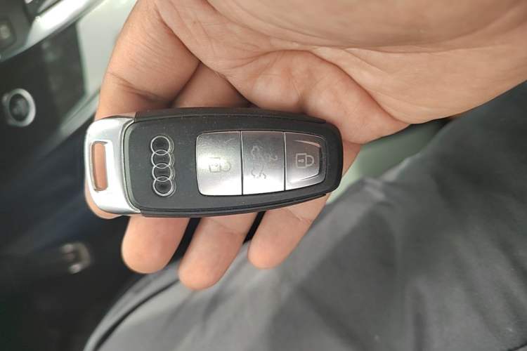 Used Audi Q4 e-tron 2024 40 e-tron Boundary Edition Vehicle Key