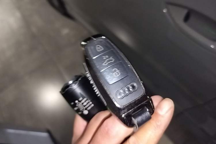Used Audi Q4 e-tron 2024 40 e-tron Boundary Edition Vehicle Key