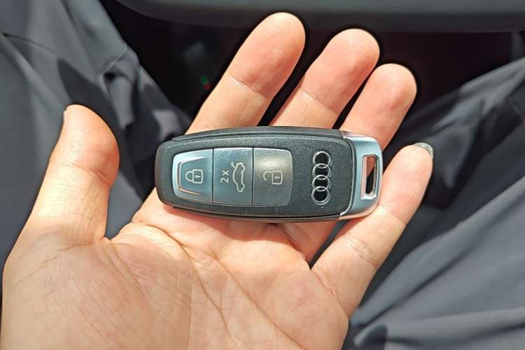 Used Audi Q4 e-tron 2024 40 e-tron Adventure Edition Vehicle Key