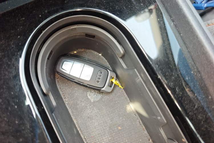 Used Audi Q4 e-tron 2024 40 e-tron Adventure Edition Vehicle Key