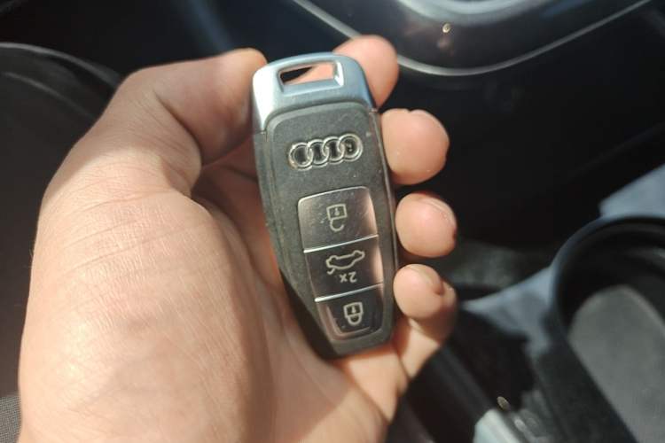 Used Audi Q4 e-tron 2024 40 e-tron Boundary Edition Vehicle Key