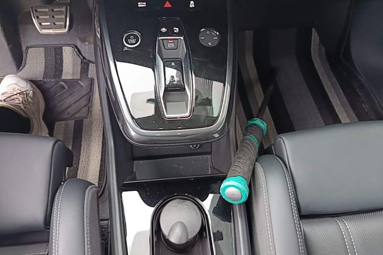 Used Audi Q4 e-tron 2024 40 e-tron Boundary Edition Gear Lever