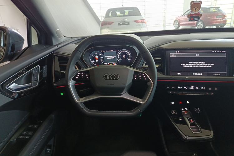 Used Audi Q4 e-tron 2024 40 e-tron Boundary Edition Steering Wheel