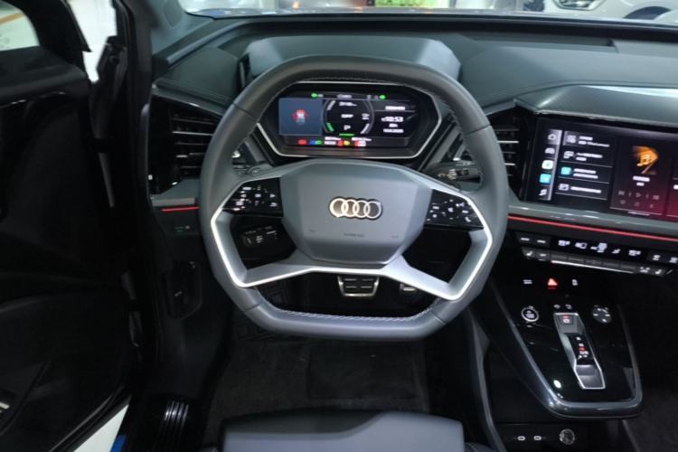 Used Audi Q4 e-tron 2024 40 e-tron Boundary Edition Steering Wheel