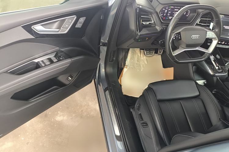 Used Audi Q4 e-tron 2024 40 e-tron Boundary Edition Driver Seat