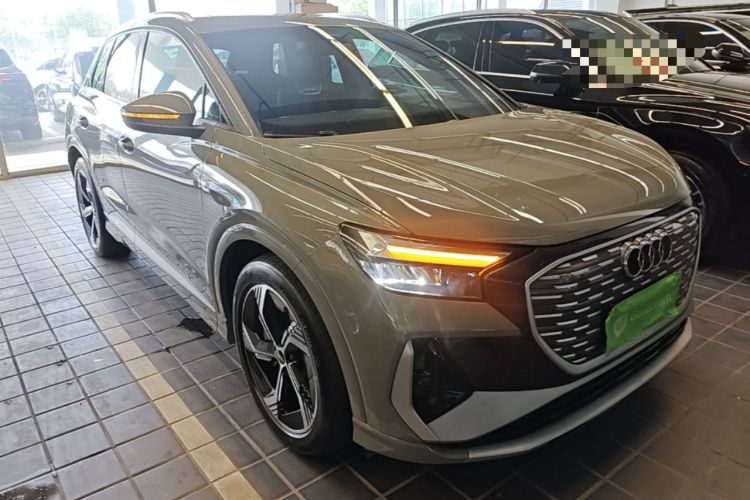 Used Audi Q4 e-tron 2024 40 e-tron Boundary Edition Front Right 45 Deg