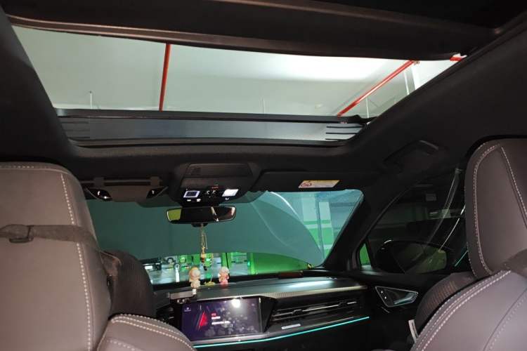 Used Audi Q4 e-tron 2024 40 e-tron Boundary Edition in Midnight Blue Headliner