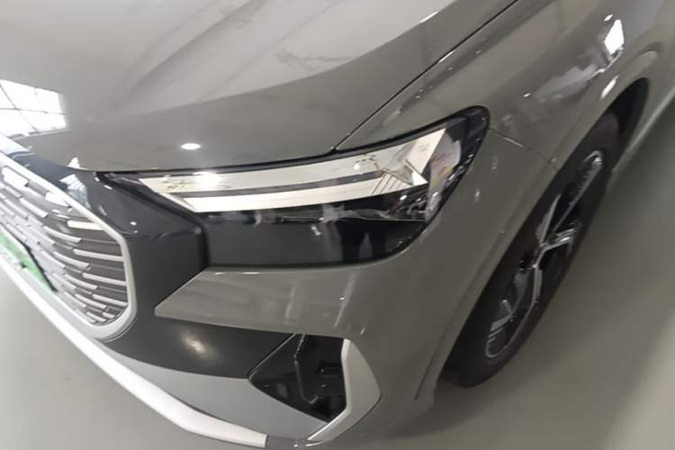 Used Audi Q4 e-tron 2024 40 e-tron Boundary Edition Left Front Headlight