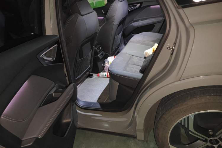 Used Audi Q4 e-tron 2024 40 e-tron Boundary Edition in Midnight Blue Left Rear Seat