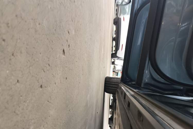 Used Audi Q4 e-tron 2024 40 e-tron Boundary Edition Left Side Sill