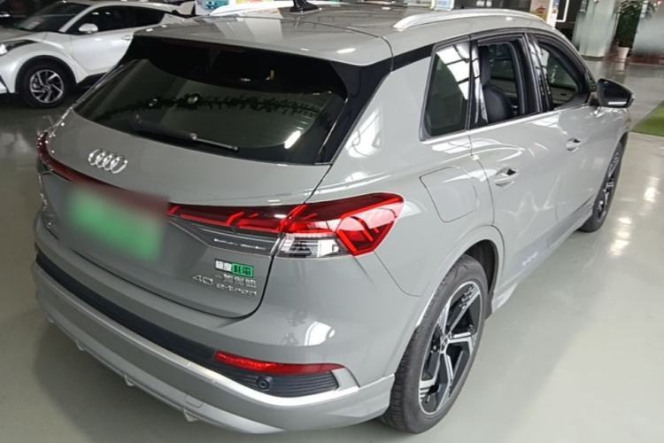 Used Audi Q4 e-tron 2024 40 e-tron Boundary Edition Rear Right 45 Deg