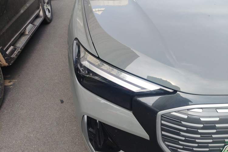 Used Audi Q4 e-tron 2024 40 e-tron Adventure Edition Right Front Headlight