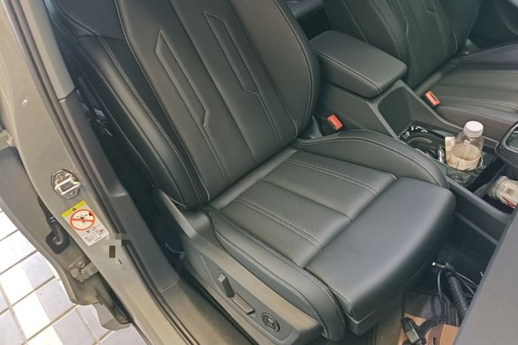 Used Audi Q4 e-tron 2024 40 e-tron Boundary Edition Right Front Seat