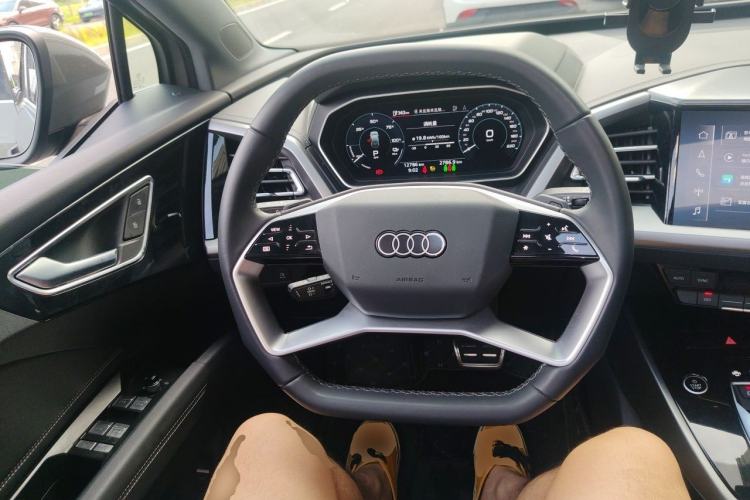 Used Audi Q4 e-tron 2024 40 e-tron Adventure Edition Steering Wheel