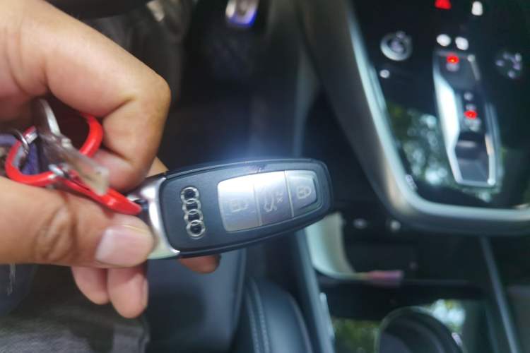 Used Audi Q4 e-tron 2024 40 e-tron Adventure Edition Vehicle Key