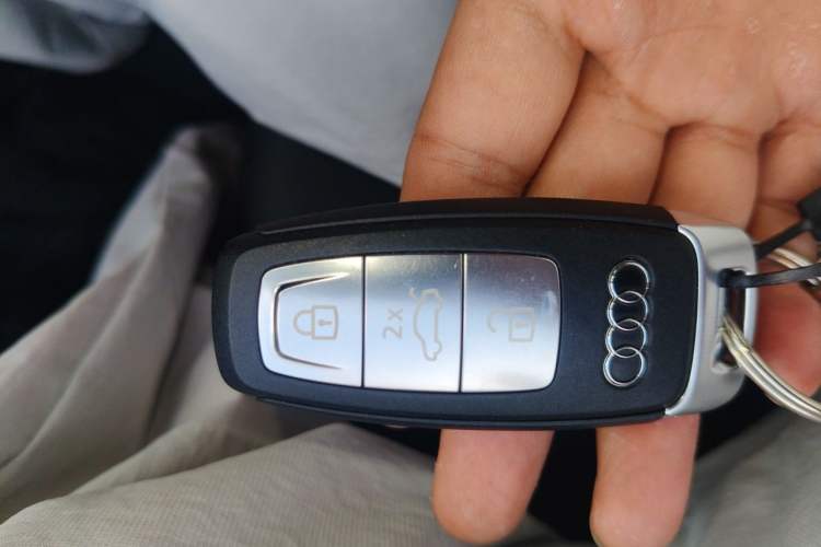 Used Audi Q4 e-tron 2024 40 e-tron Adventure Edition Vehicle Key