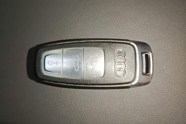Used Audi Q4 e-tron 2024 40 e-tron Boundary Edition Vehicle Key