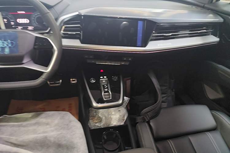 Used Audi Q4 e-tron 2024 40 e-tron Adventure Edition Audio And AC Panel