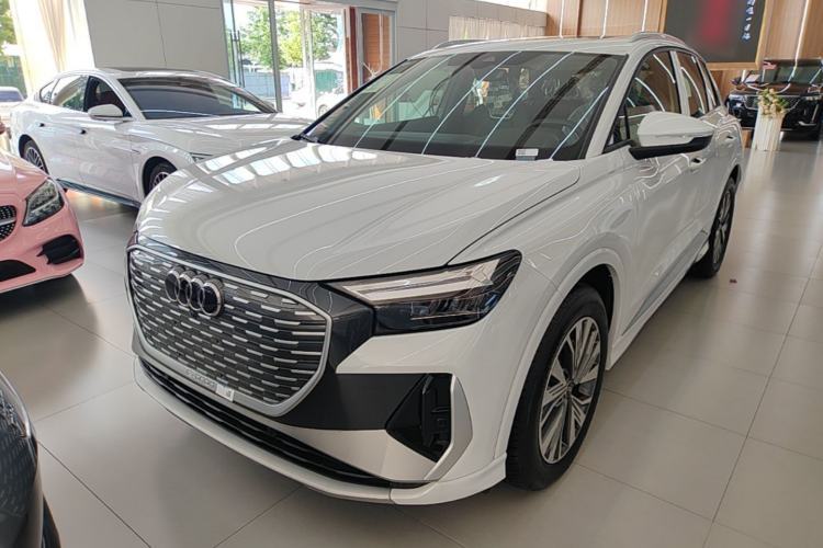 Used Audi Q4 e-tron 2024 40 e-tron Adventure Edition Guazi used car, China used car export, Used car for sale, Used  cars, Cheapest cars for sale