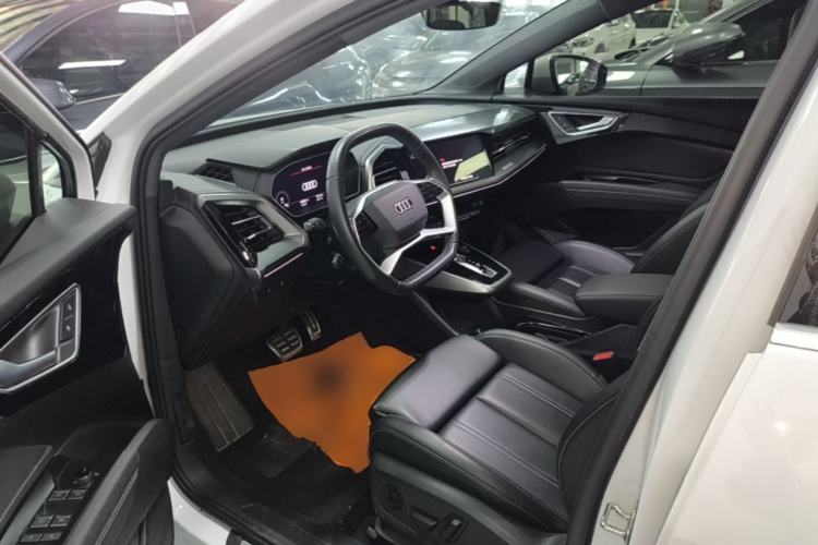 Used Audi Q4 e-tron 2024 40 e-tron Adventure Edition Driver Seat