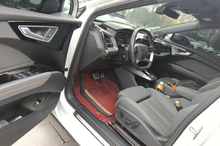 Used Audi Q4 e-tron 2024 40 e-tron Adventure Edition Driver Seat