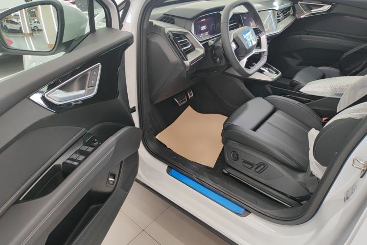 Used Audi Q4 e-tron 2024 40 e-tron Adventure Edition Driver Seat