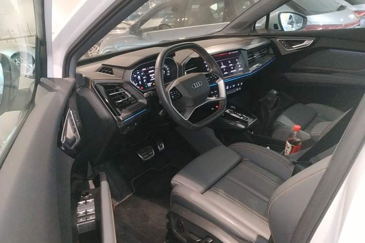 Used Audi Q4 e-tron 2024 40 e-tron Boundary Edition Driver Seat