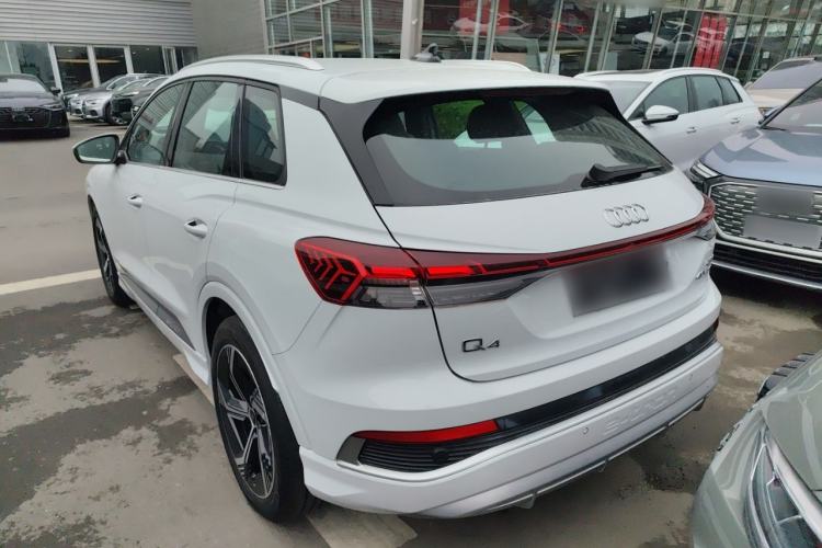 Used Audi Q4 e-tron 2024 40 e-tron Boundary Edition Exterior 2
