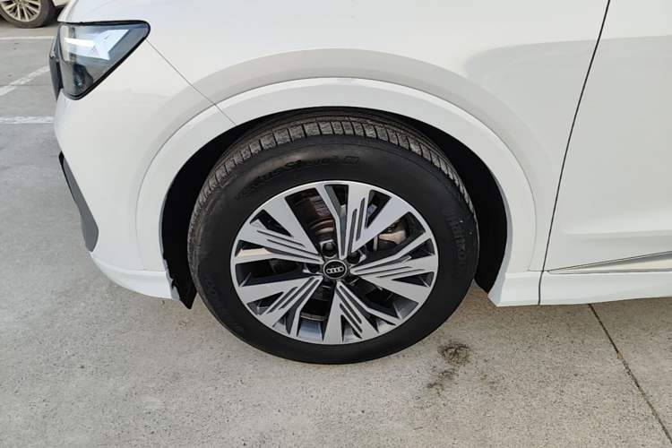 Used Audi Q4 e-tron 2024 40 e-tron Adventure Edition Exterior 4