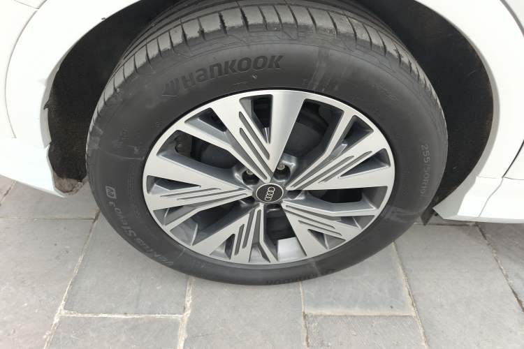 Used Audi Q4 e-tron 2024 40 e-tron Adventure Edition Exterior 5