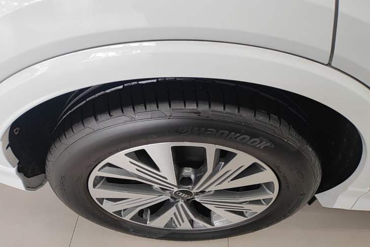 Used Audi Q4 e-tron 2024 40 e-tron Adventure Edition Exterior 5