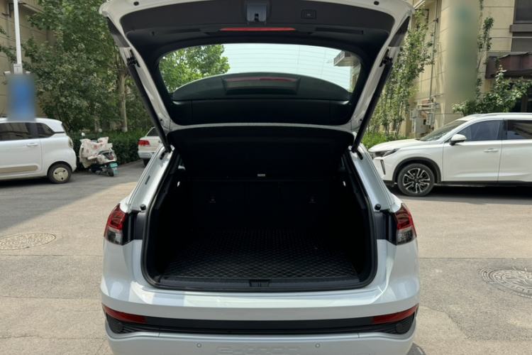 Used Audi Q4 e-tron 2024 40 e-tron Adventure Edition Exterior 8