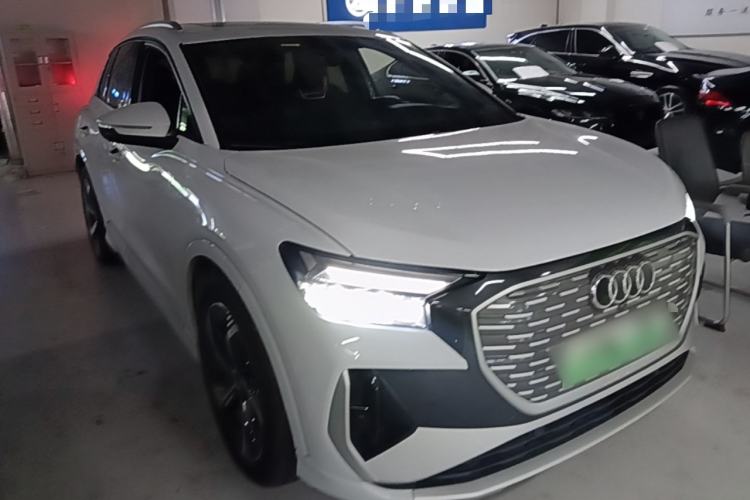 Used Audi Q4 e-tron 2024 40 e-tron Boundary Edition Front Right 45 Deg
