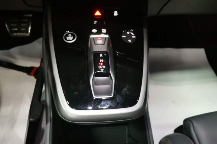 Used Audi Q4 e-tron 2024 40 e-tron Adventure Edition Gear Lever