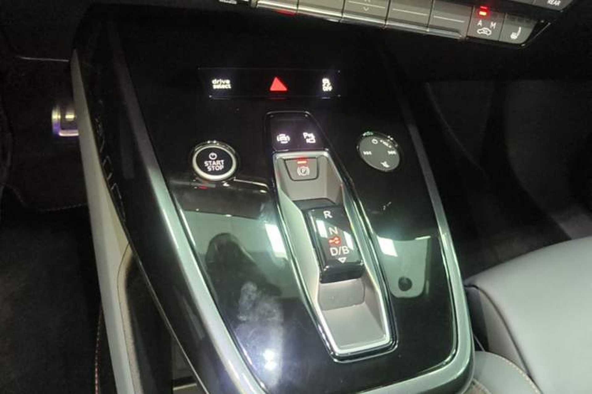 Used Audi Q4 e-tron 2024 50 e-tron quattro Creation Edition Midnight Gear Lever
