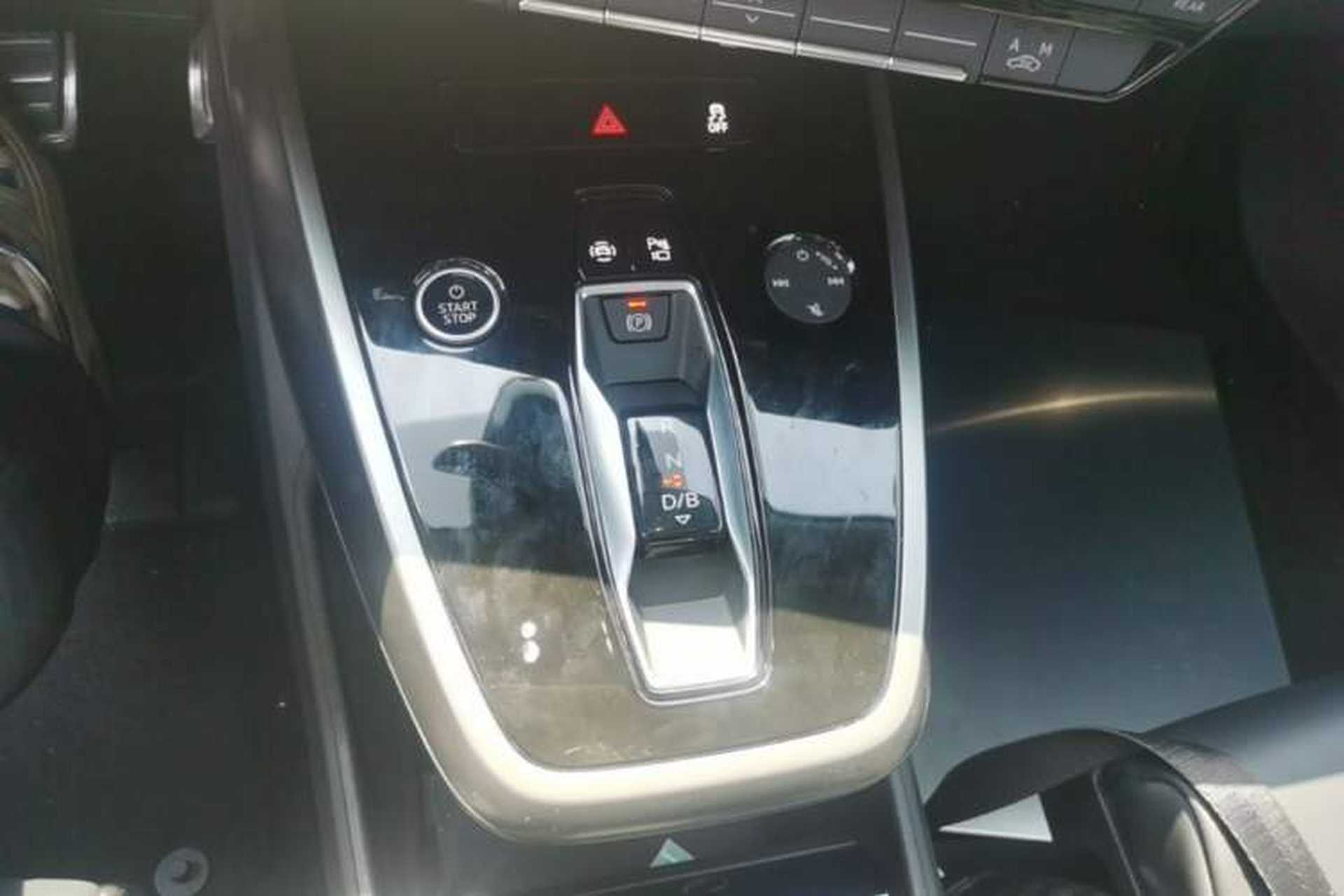 Used Audi Q4 e-tron 2024 40 e-tron Adventure Edition Gear Lever