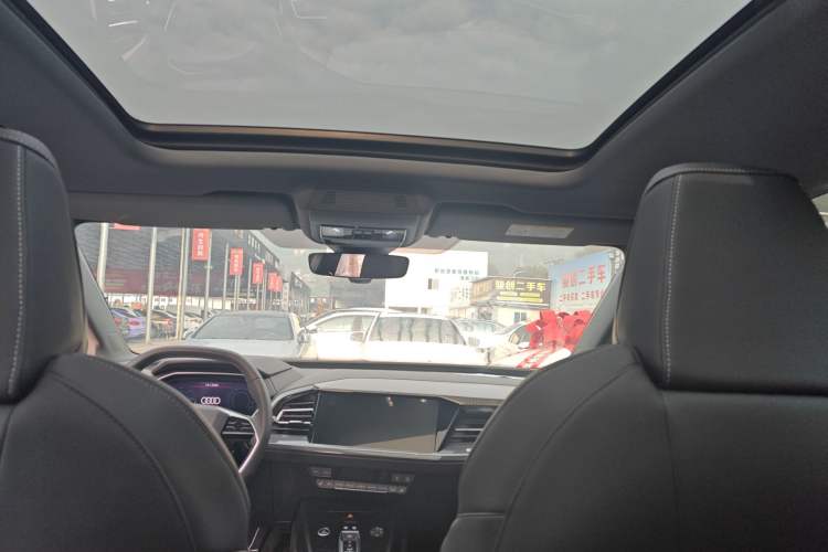 Used Audi Q4 e-tron 2024 40 e-tron Adventure Edition Headliner