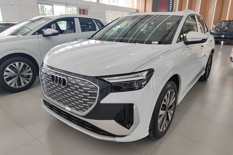 Used Audi Q4 e-tron 2024 40 e-tron Adventure Edition Guazi used car, China used car export, Used car for sale, Used  cars, Cheapest cars for sale