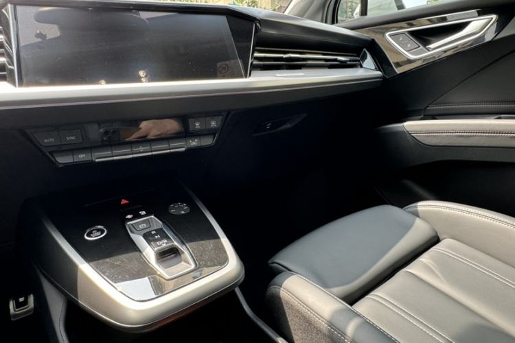 Used Audi Q4 e-tron 2024 40 e-tron Adventure Edition Interior 7