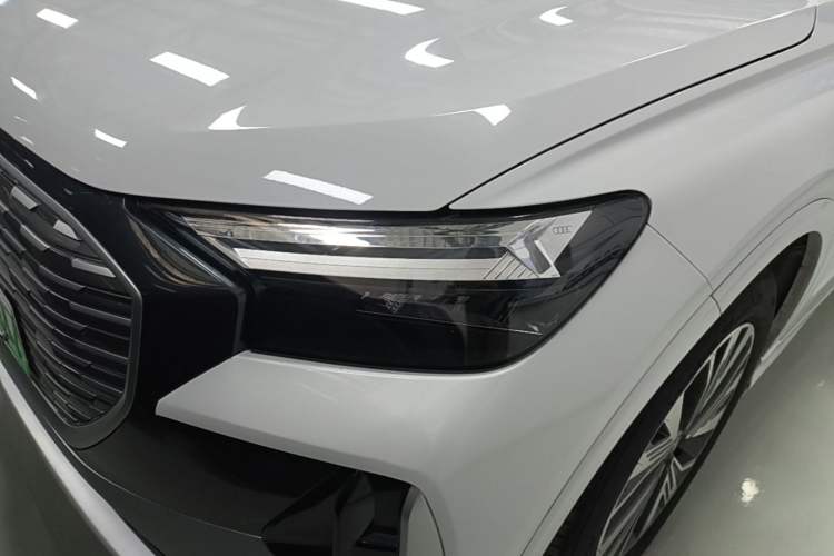 Used Audi Q4 e-tron 2024 40 e-tron Adventure Edition Left Front Headlight